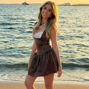 เดรสทรงเอไลน์ผ้าซาตินลายจุดหวานๆ สไตล์ธรรมชาติรักษ์โลกสำหรับฤดูร้อนของผู้หญิง แต่งผ้าลูกไม้สีตัดกัน ช่วงเอวรูด ผ้ารัชเชอร์ ไม่มีแขน - Product Image 2