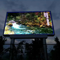 Écran LED à double colonne pour utilisation en extérieur, classé IP65, panneau d'affichage vidéo publicitaire