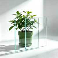 Verre ultra-clair à faible teneur en fer de 1 à 19 mm sur mesure, fabriqué en Chine, pour murs-rideaux de villas, cabines de douche et panneaux de vitrine
