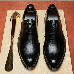 Zapatos de cuero para hombre, estilo británico, con punta en pico, con cordones, que aumentan la altura, formales, casuales, modernos, para jóvenes, para bodas - Product Image 1