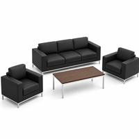 Ensemble de canapés pour salle d'attente avec canapé trois places, fauteuils et table basse pour projets de mobilier de bureau