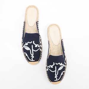 <span class=keywords><strong>Sandales</strong></span> d'extérieur pour femmes à motifs tendance, dessus <span class=keywords><strong>en</strong></span> <span class=keywords><strong>toile</strong></span> lumineuse, semelle intermédiaire <span class=keywords><strong>en</strong></span> chanvre, semelle extérieure <span class=keywords><strong>en</strong></span> caoutchouc antidérapante et respirante - Product Image 1