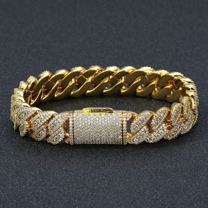สร้อยข้อมือผู้ชายแบบ Cuban Chain ขนาด 14 มม. ประดับเพชรซิร์คอนเต็มเส้น สไตล์ฮิปฮอป ยี่ห้อ Tanjing Fashion Lijing - Product Image 1