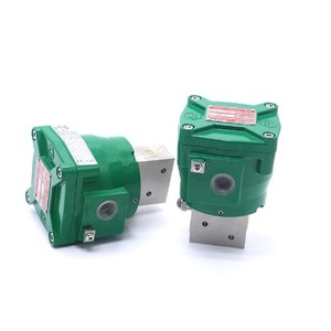 Válvula Solenoide de Dos Posiciones y Tres Vías Asco NF8327B001, Operada por Piloto, Acción Directa, para Control Neumático - Product Image 1