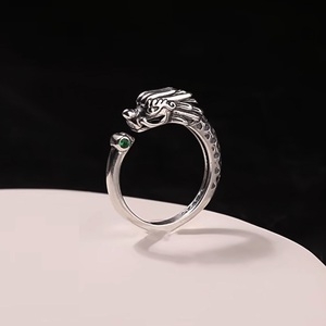 Bague Vintage en Argent avec Tête de Dragon Sculpté, Ouverture Réglable, <span class=keywords><strong>Goth</strong></span>, Rétro Animal Anneaux Hip Hop Plaqué Argent pour Femmes et Hommes - Product Image 1