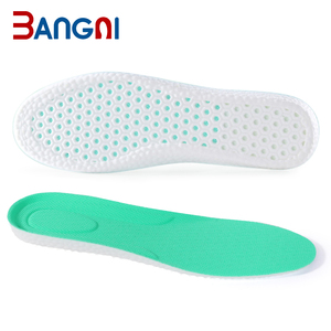 แผ่นรองรองเท้าแบบนุ่มสบาย ผลิตในจีน สำหรับรองเท้าผ้าใบ ระบายอากาศได้ดี ทำจาก PU  รองรับการปรับแต่ง สำหรับผู้ที่ชื่นชอบการเล่นกีฬา - Product Image 5