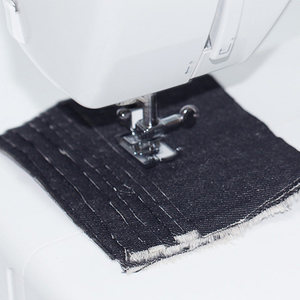 Máquina <span class=keywords><strong>de</strong></span> Coser Eléctrica Multifuncional JUKI 8370, Portátil para el <span class=keywords><strong>Hogar</strong></span>, para Sastre, Manualidades, Coser Prendas Pequeñas - Product Image 6