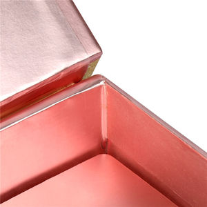 Caja Magnética con Forma <span class=keywords><strong>de</strong></span> <span class=keywords><strong>Libro</strong></span> y Logotipo Impreso en Dorado, Caja <span class=keywords><strong>de</strong></span> Embalaje <span class=keywords><strong>de</strong></span> Perfume <span class=keywords><strong>de</strong></span> Cartón Rosa Metálico con Inserto <span class=keywords><strong>de</strong></span> PET - Product Image 4