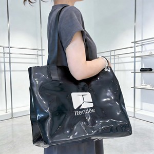 お土産バッグ、カスタムロゴ入り、展示会ギフトバッグ、ファッション トートバッグ、ギフト用、カスタム大型PVCトートバッグ - Product Image 4