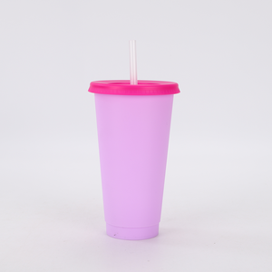 Vendita calda in plastica riutilizzabile bicchieri a freddo con coperchio e tazze di paglia che cambiano tazza tazza da caffè - Product Image 6