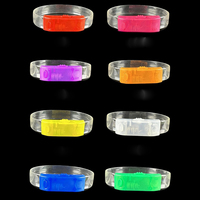 Bracelet clignotant à LED avec logo personnalisé Lampe de fête en plastique souple avec LED multicolores au design de style chinois emballée dans un sac
