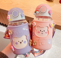 Gobelet portable tendance, écologique et durable pour filles – Tasses à eau mignonnes et originales, design élégant, en plastique pour étudiants