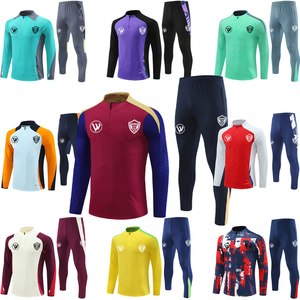 Custom gemaakte hoogwaardige 100% polyester snel drogende ademende crew neck heren volwassen voetbalkleding uniform blanco shirt vintage voetbal - Product Image 3