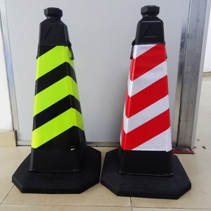 Cônes de signalisation routière carrés en caoutchouc de haute qualité 75 cm, en PVC plastique, pour la sécurité routière, haute visibilité, vente en gros - Product Image 2