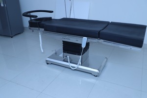 표준 품질 전문 의료 기기 운영 극장 전기 눈 운영 <span class=keywords><strong>OT</strong></span> 테이블 판매 - Product Image 6
