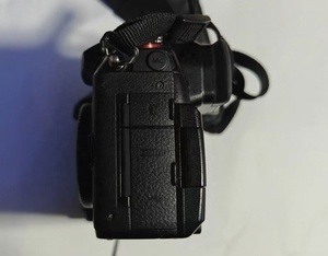 Appareil photo numérique 4K d'occasion <span class=keywords><strong>LUMIX</strong></span> GH5S avec carte SD intégrée, stabilisation optique de l'image, écran LCD 3,20 pouces, résistant aux intempéries - Product Image 5