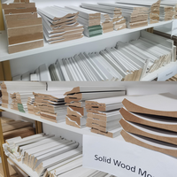 Plinthes en bois apprêté blanc, échantillons gratuits, moulures en MDF