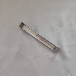 Support de <span class=keywords><strong>gouttière</strong></span> en alliage d'aluminium Ultra Grip de 6 pouces, design moderne, <span class=keywords><strong>crochet</strong></span> de <span class=keywords><strong>gouttière</strong></span> extérieur dissimulé, durable pour villa et appartement - Product Image 4