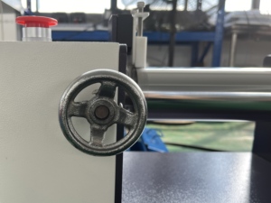 Machine de laboratoire à deux rouleaux pour le mélange et le laminage de plastiques PP, PE, <span class=keywords><strong>PVC</strong></span> – Équipement de déroulage ouvert - Product Image 4