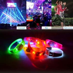 Braccialetto <span class=keywords><strong>LED</strong></span> con Attivazione Sonora e Controllo Musicale per Concerti e Matrimoni - Offerta Speciale - Product Image 4