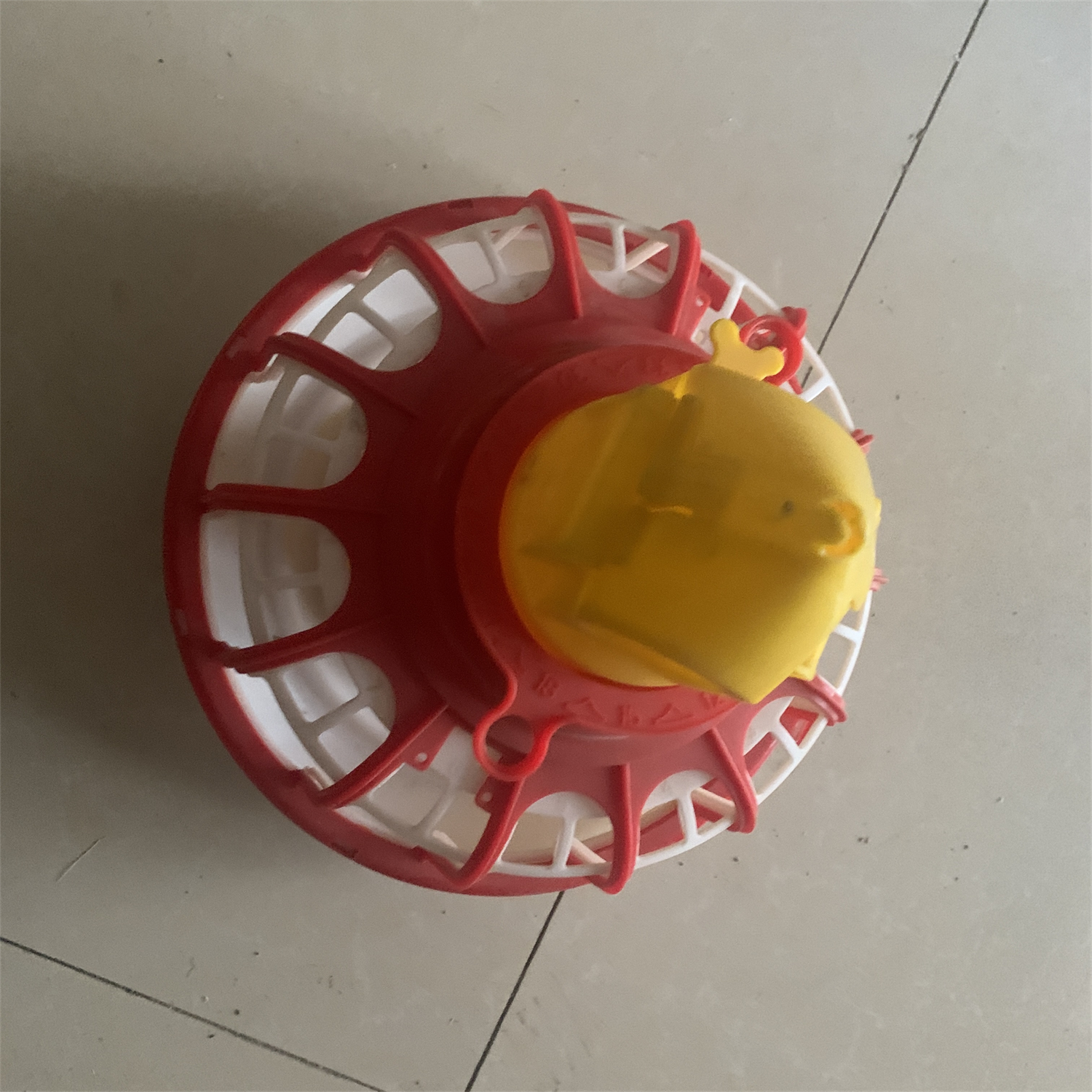 Chicken Plate Poultry House Feed Pans 6 Months Warranty