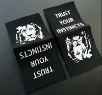 Etiquetas Tejidas Personalizadas para Prendas, Etiqueta Tejida para Camiseta Polo 100% Algodón, Etiqueta Tejida con Holograma, Etiqueta Tejida Impresa con Pliegue Central