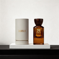 Flacon de parfum carré en verre transparent à fond épais personnalisé de 30 ml et 50 ml avec pulvérisateur et boîte cadeau