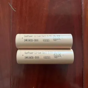 Bateria de lítio 18650 efest 3000mah 3500mah vendas quentes bom desempenho 3.7V bateria recarregável de célula roxa 18650