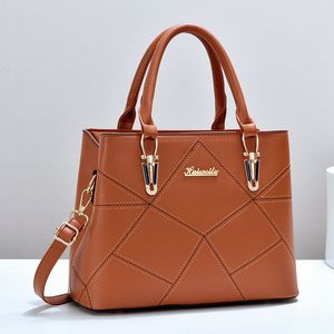 Newest Designer High Quality Pu Leather Messenger Bags Trendy Fashion Latest Luxury Designer Women's Handbags - Product Image 4