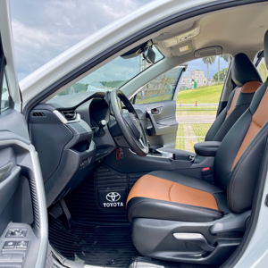 Auto Usado Sin Accidentes, <span class=keywords><strong>Toyota</strong></span> <span class=keywords><strong>Rav4</strong></span> Rongfang <span class=keywords><strong>2022</strong></span>, CVT 2WD, Crossover Urbano de Gasolina, 5 Puertas, 5 Asientos, Volante a la Izquierda, SUV - Product Image 5