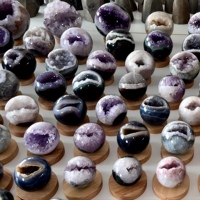 Sphère de géode d'agate naturelle en gros, cristal druzy mélangé, boule de géode à bouche ouverte, sphère de géode d'améthyste pour la décoration intérieure