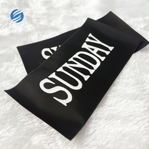 Etiquetas negras de alta densidad para cuello de ropa, etiquetas para camisa, logotipo personalizado de fábrica, Etiquetas tejidas para planchar en prendas para ropa - Product Image 6
