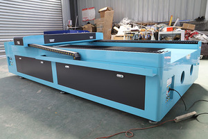 Máquina fraccionada de láser CO2 1325 CO2 Hecho en China Tubo láser EFR y Ruida - Product Image 2