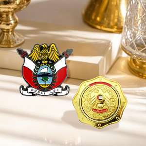Precio <span class=keywords><strong>de</strong></span> fábrica UAE Escudo <span class=keywords><strong>DE</strong></span> ARMAS Metal Pasadores magnéticos Esmalte Personalizado Emblema nacional Pegatinas <span class=keywords><strong>de</strong></span> teléfono para Dec 2 Recuerdos del Día Nacional - Product Image 3