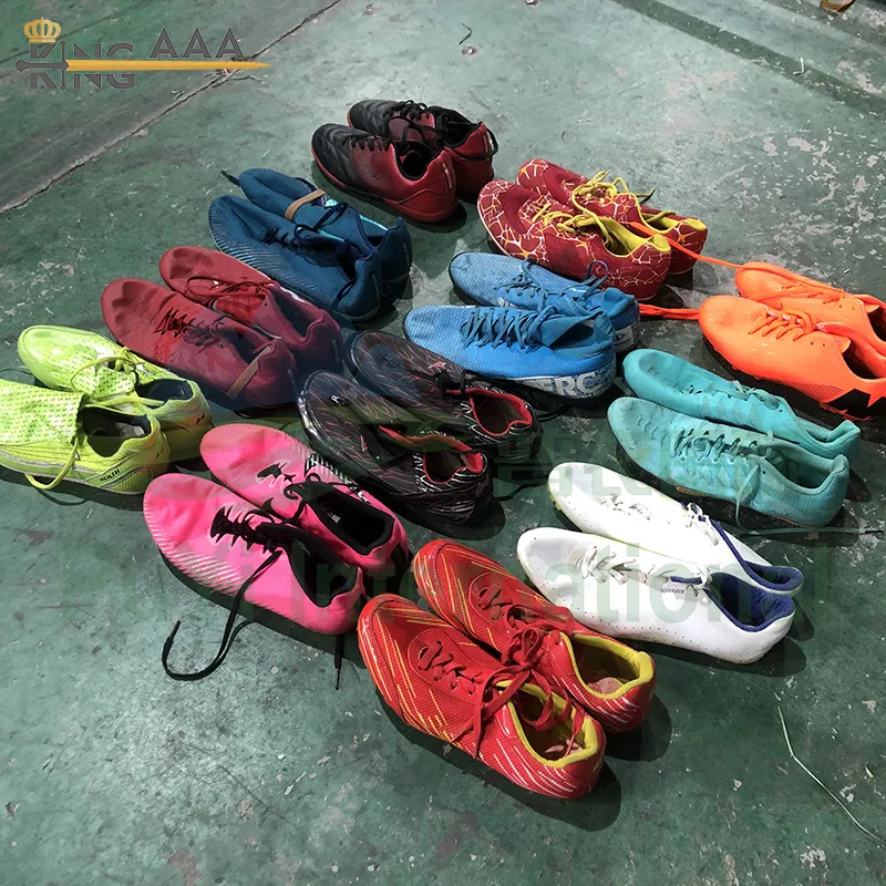 High Quality Football Sport Non-slip Fashion Men Used Soccer Shoes used men shoes wholesale from usa second hand for Sale