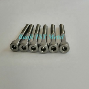 Vis à tête hexagonale M5 x 40 mm en alliage de <span class=keywords><strong>titane</strong></span> Gr5 avec <span class=keywords><strong>traitement</strong></span> de <span class=keywords><strong>surface</strong></span> en zinc blanc/jaune/HDG - Product Image 2