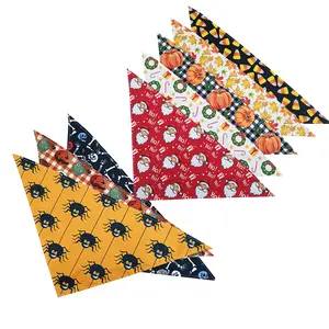 Natale Halloween Festival Style Dog sciarpa Bandana bavaglino all'ingrosso Design personalizzato sublimazione Pet Bandana