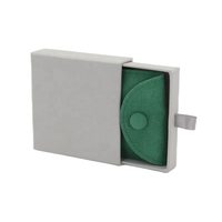 Petite boîte d'emballage pour bijoux avec intérieur doublé de velours, laminage mat, doublure en éponge, boîte rigide recyclable, écologique