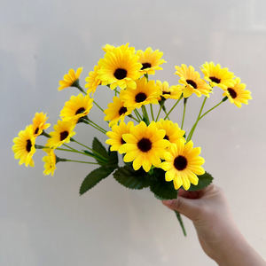 PT-SFL001 <span class=keywords><strong>Bouquet</strong></span> <span class=keywords><strong>de</strong></span> tournesols artificiels <span class=keywords><strong>de</strong></span> style européen, fleurs artificielles, style campagnard, accessoire <span class=keywords><strong>de</strong></span> photographie pour la maison, <span class=keywords><strong>bouquet</strong></span> <span class=keywords><strong>de</strong></span> <span class=keywords><strong>mariage</strong></span> - Product Image 3