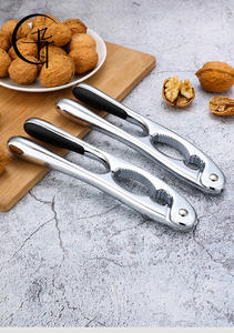 Ouvre-pince en noyer manuel <span class=keywords><strong>casse</strong></span>-<span class=keywords><strong>noisette</strong></span> en alliage de zinc facile à utiliser pour la cuisine domestique <span class=keywords><strong>ustensile</strong></span> en métal durable - Product Image 3