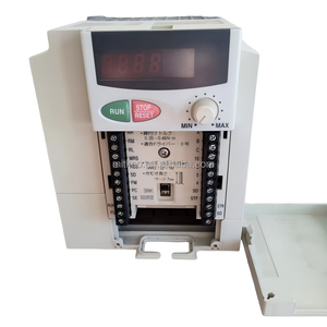 <span class=keywords><strong>Inverter</strong></span> di Frequenza FR-D720S-070-NA Serie FR-D720S <span class=keywords><strong>1</strong></span> HP (0,75 <span class=keywords><strong>kW</strong></span>) VFD - Product Image 6