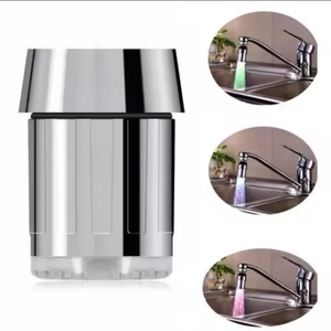 Aérateur de buse de robinet à LED intelligent Contrôle de la température tricolore <span class=keywords><strong>lumineux</strong></span> Accessoires de robinet de cuisine finis chromés pour salle de bain - Product Image 1