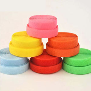 Bandes adhésives Velcro personnalisées en gros pour accrocher les tableaux, rouleaux de Velcro adhésifs, Velcro à coudre, Velcro adhésif à crochets et boucles - Product Image 4