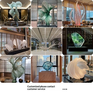 Sculpture en résine abstraite transparente semi-artisanale sur mesure pour l'extérieur, hôtels, maisons d'exposition, centres d'exposition, entrées - Product Image 1