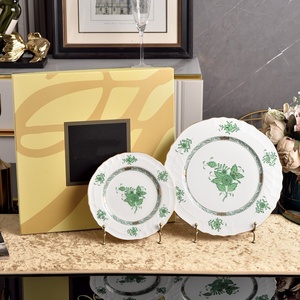 Assiette en céramique rétro française, vaisselle de table haut de gamme, assiette occidentale, assiette à dessert, assiette à petit-déjeuner - Product Image 1