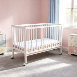 Cuna Moderna de Madera Blanca con Ruedas, Diseño Minimalista para Bebés de 0 a 3 Años, Muebles para Cuarto Infantil - Product Image 2