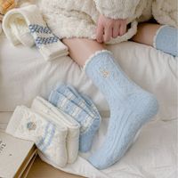 Chaussettes d'hiver douces et confortables à motifs mignons pour femmes, vente en gros