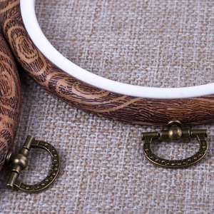 Imitated Wood Display Frame ,Circle and Oval Embroidery Kits,Embroidery Hoop Ring Plastic Cross Stitch Hoops <b>Set</b> - Product Image 4