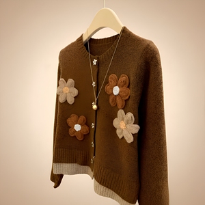 Autumn Winter Ladies Button Loose Knitted <strong>Cardigan</strong> Breathable Warm <strong>Crochet</strong> Flower Elegant Sweater for <strong>Women</strong> - Product Image 5