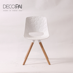 Nórdicos de plástico PP asiento de madera de <span class=keywords><strong>haya</strong></span> piernas silla lado diseño moderno Silla de comedor - Product Image 2